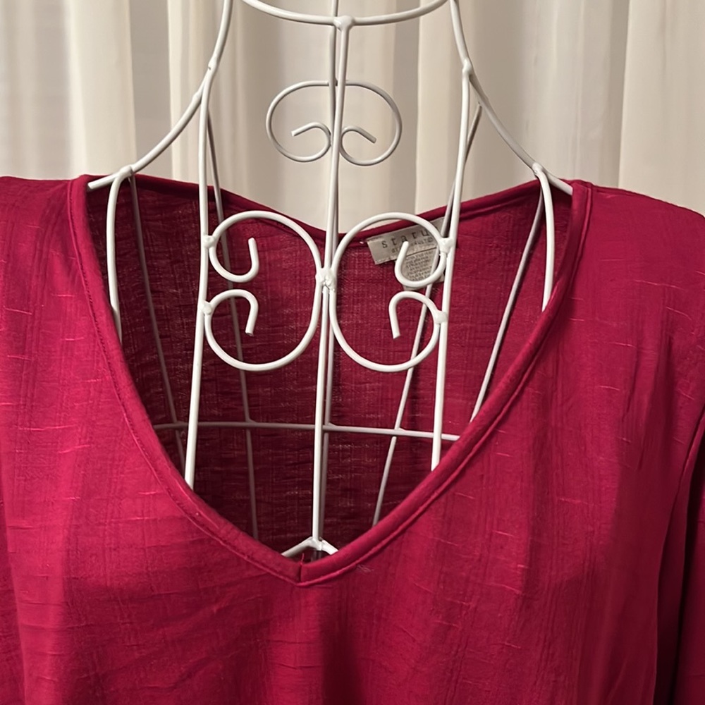 Top - Picture 2 of 5